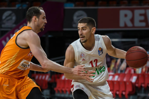 的舞台上 的舞台上